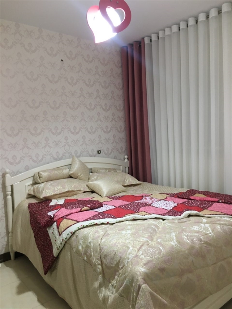 70 متر ، نور مستقیم ، بلوار مدنی