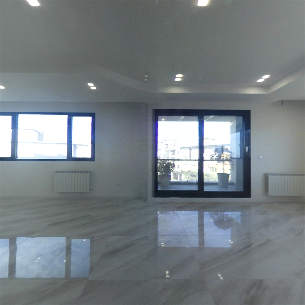 179 متر ، تک واحدی ، کوچه مشکی