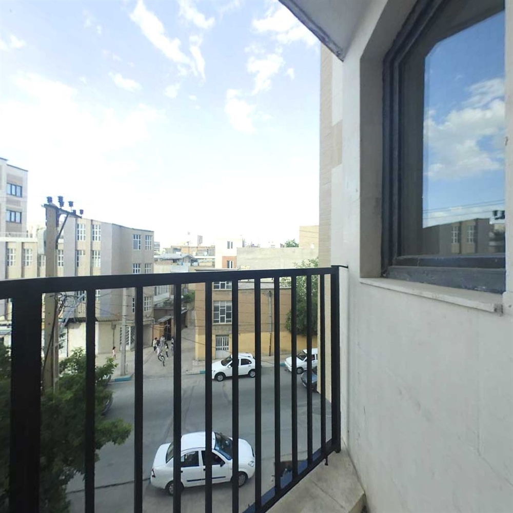 162 متر ، تک واحدی ، آزادغربی