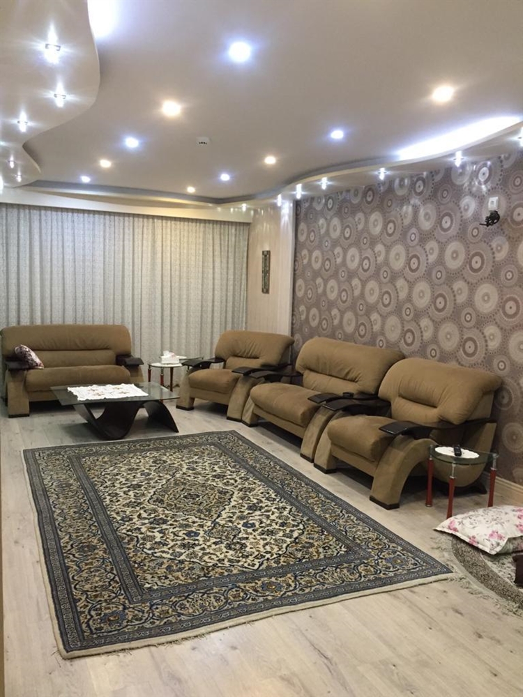 82 متر ، 2خواب ، شهرک مدرس