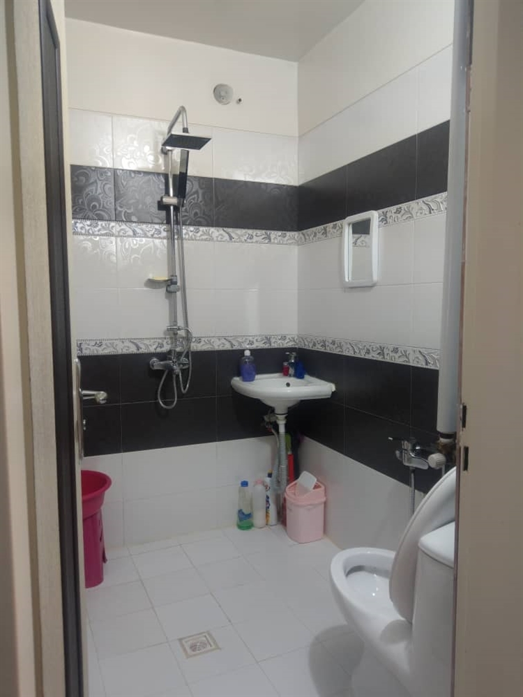 124 متر ، 2 کله ، جهان نما