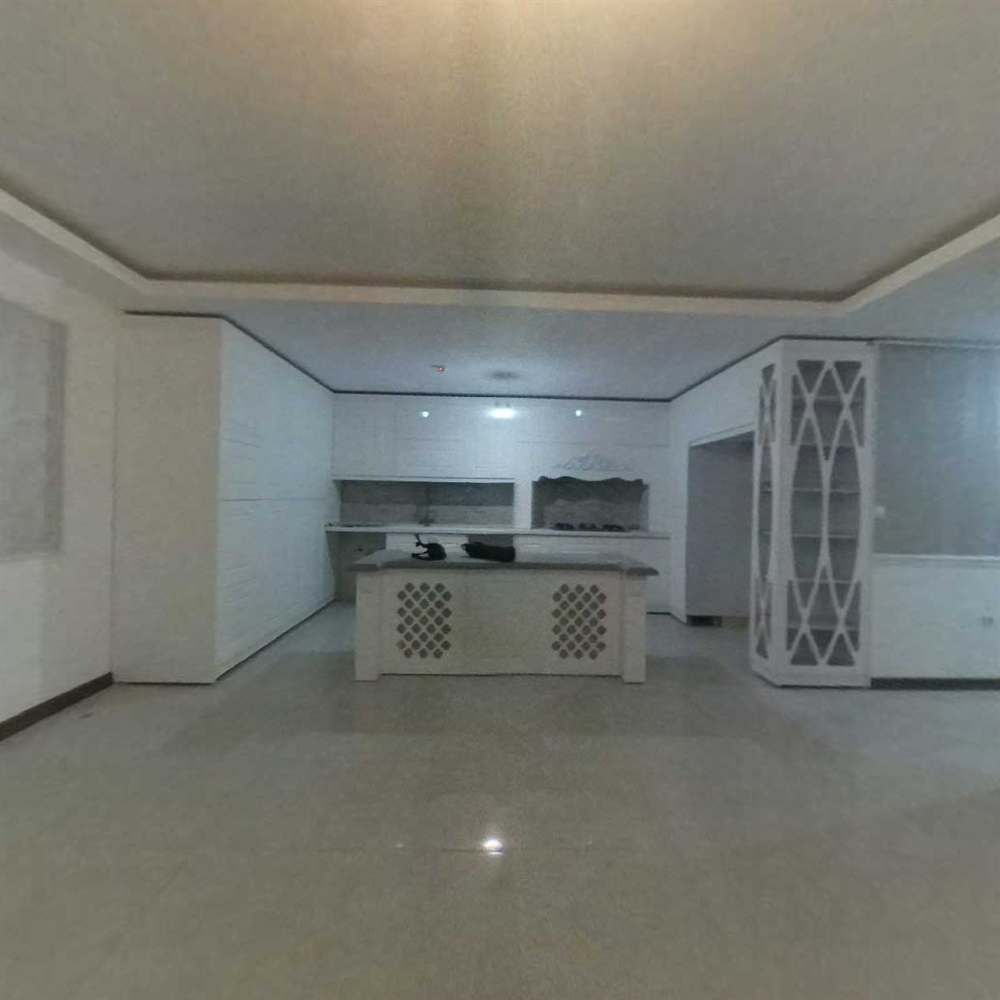 105 متر ، نور مستقیم ، محدوده میدان دانشگاه