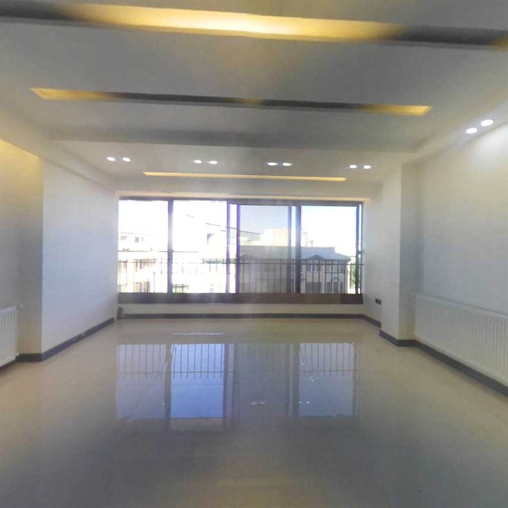 155 متر ، جنوبی ، استادان  (میلاد )