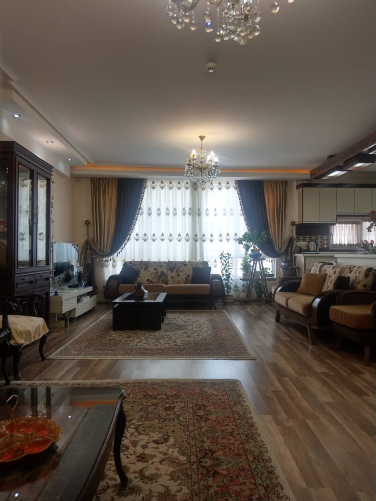 124 متر ، 2 کله ، جهان نما