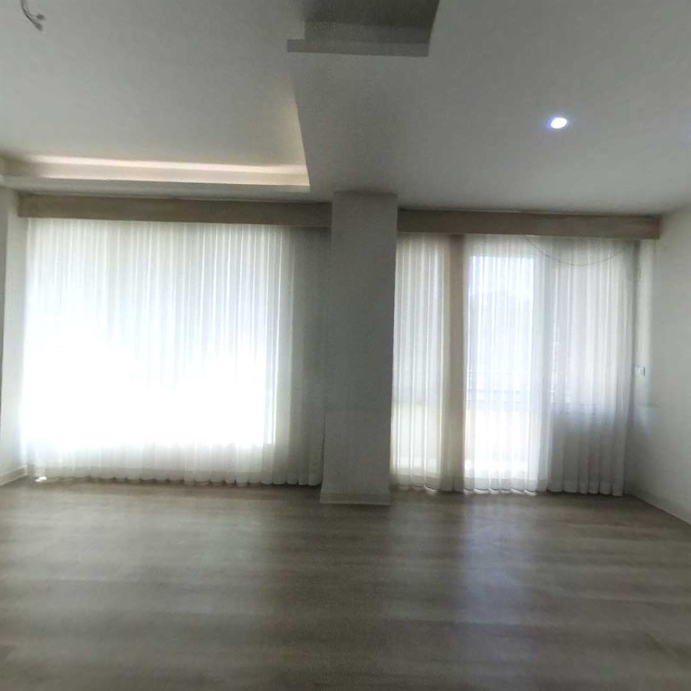 102 متر ، 2 خواب ، رکنی 