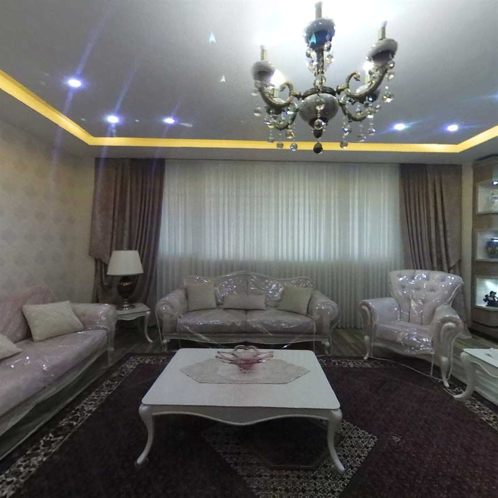 137 متر ، تک واحدی ، بر بلوار بعثت