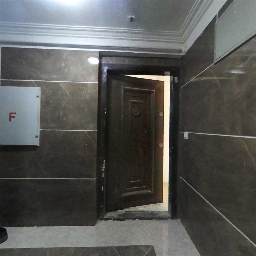 95 متر ، جنوبی ، شکریه