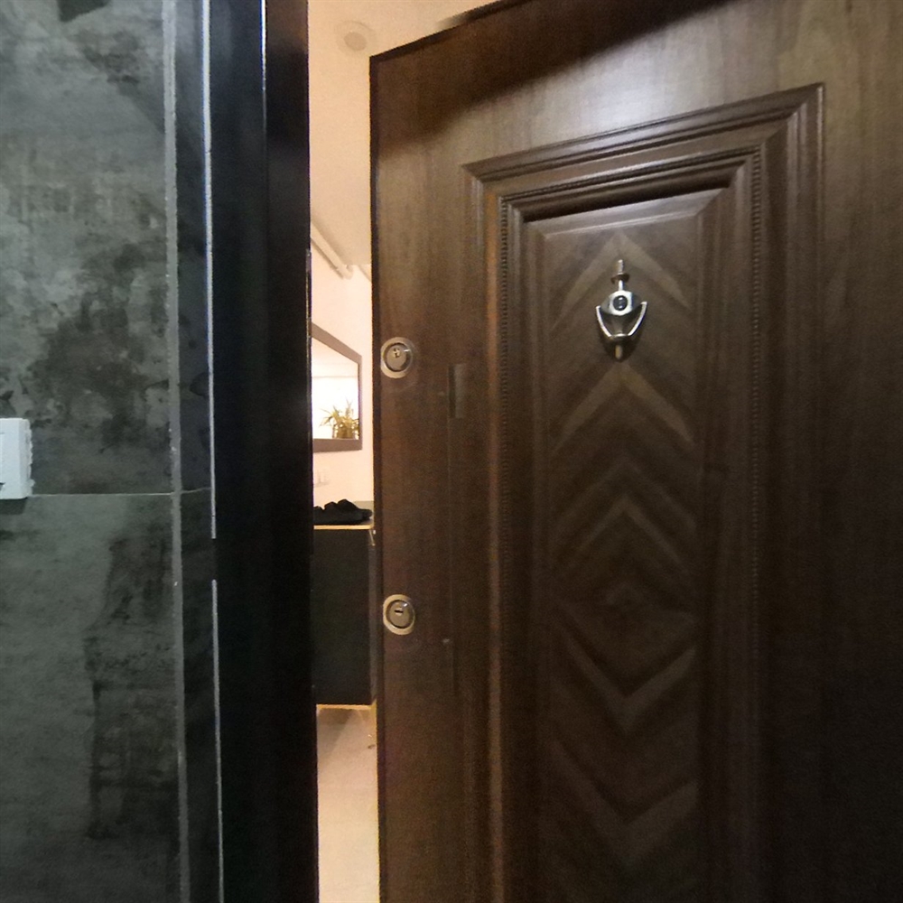 118 متر ، نور مستقیم ، استادان ( میلاد )