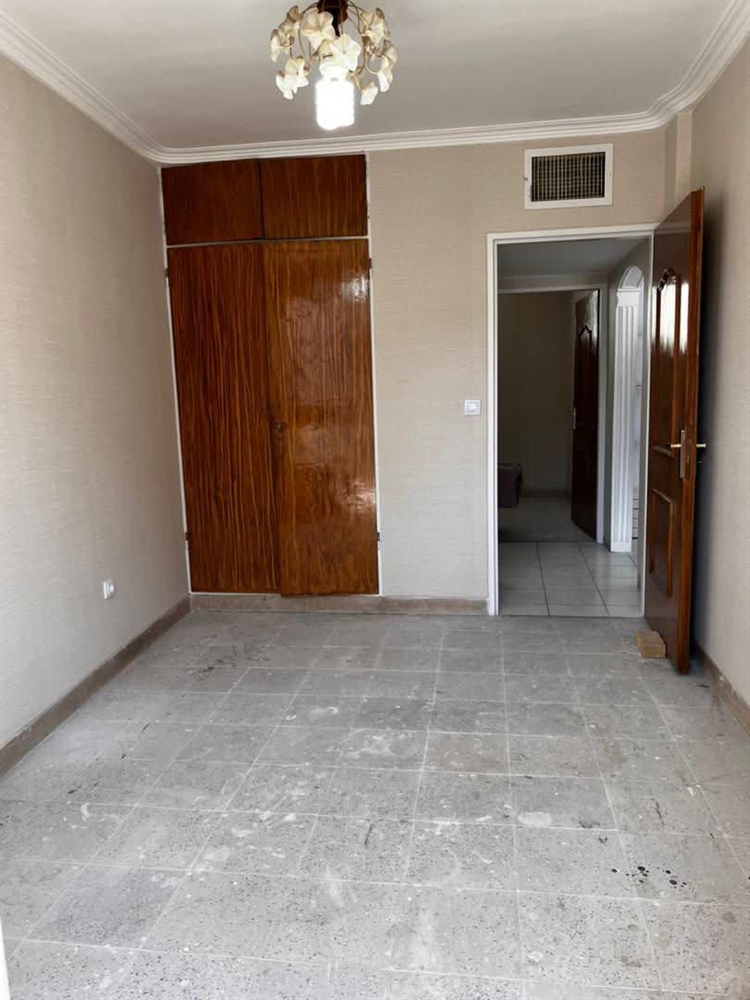 86 متر ، نور مستقیم ، بلوار کاشانی