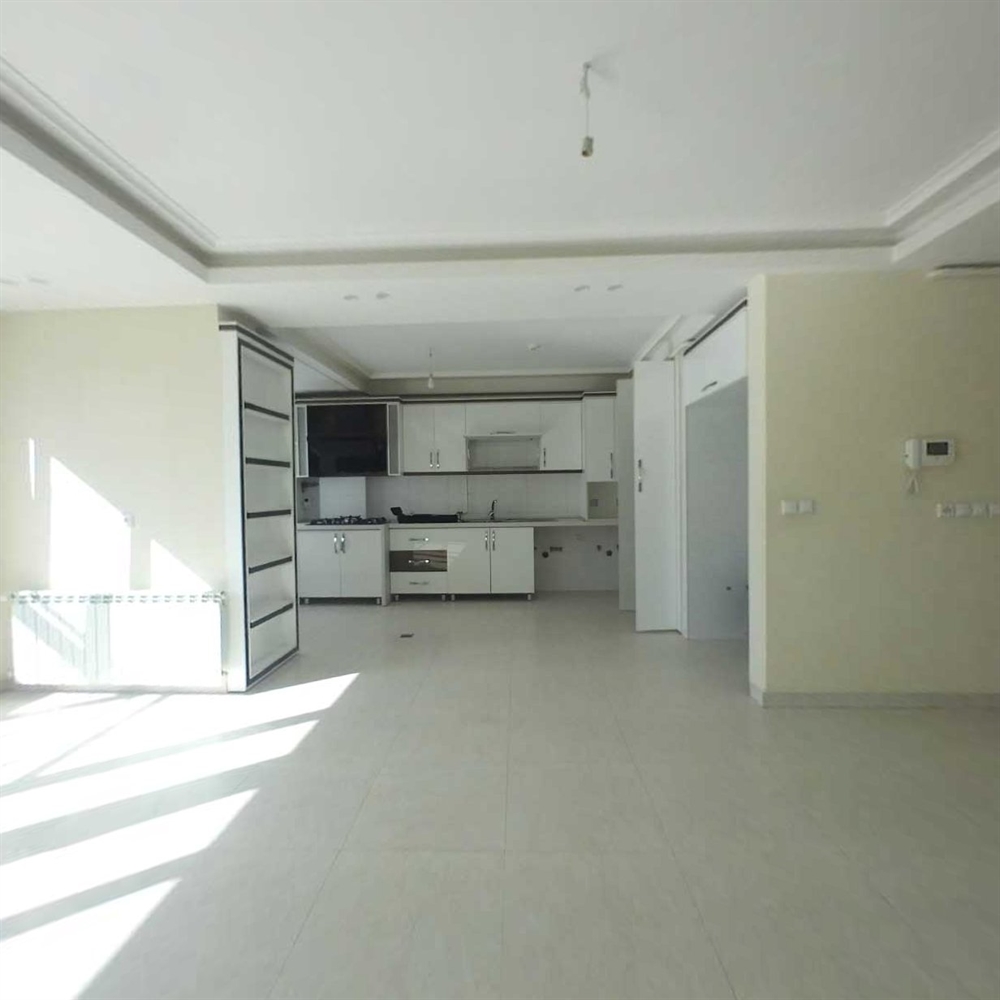 145 متر ، جنوبی ، شکریه