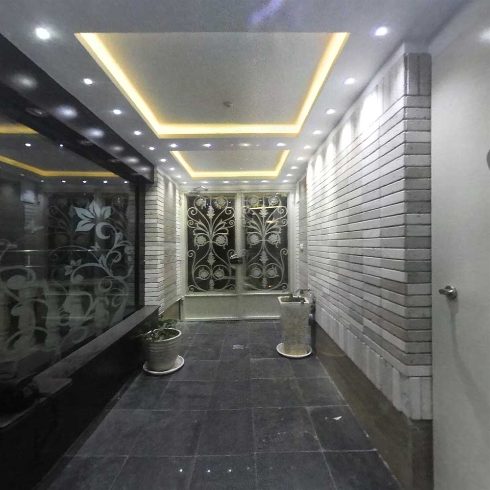 131 متر ، 2 برنور ، جهان نما