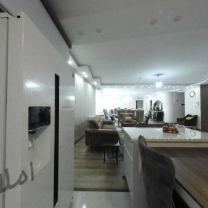 158 متر ، جنوبی ، ادیب