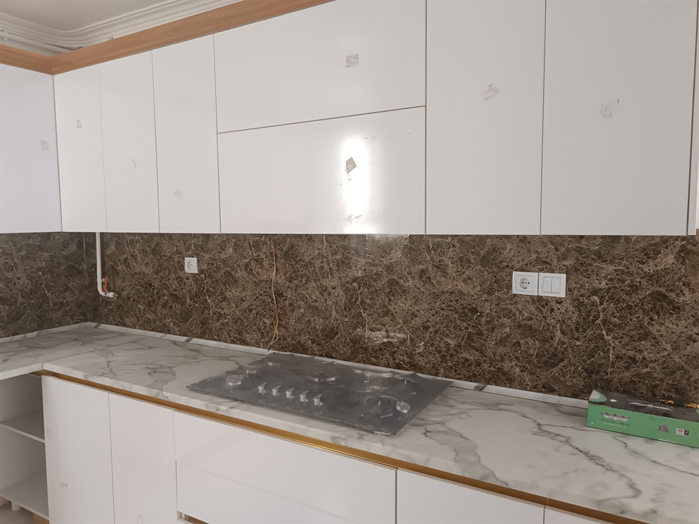 86 متر ، نور مستقیم ، بلوار کاشانی