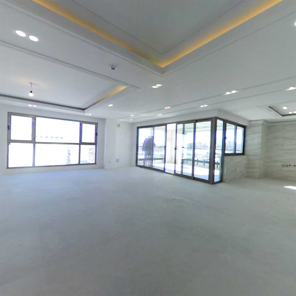 318 متر ، تک واحدی ، پرستار