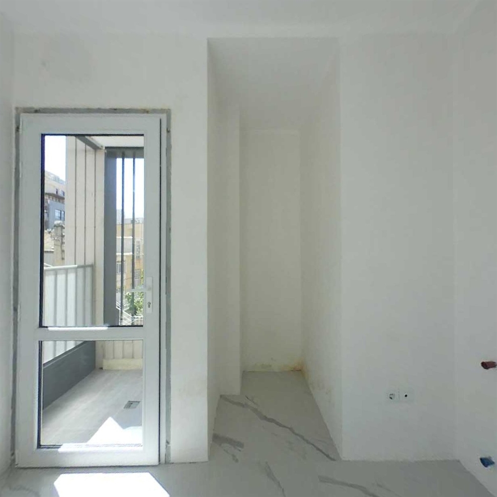 114 متر ، تک واحدی ، جهان نما