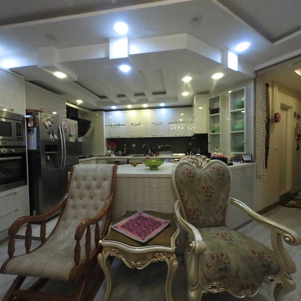 83متر ، جنوبی ، پردیس 