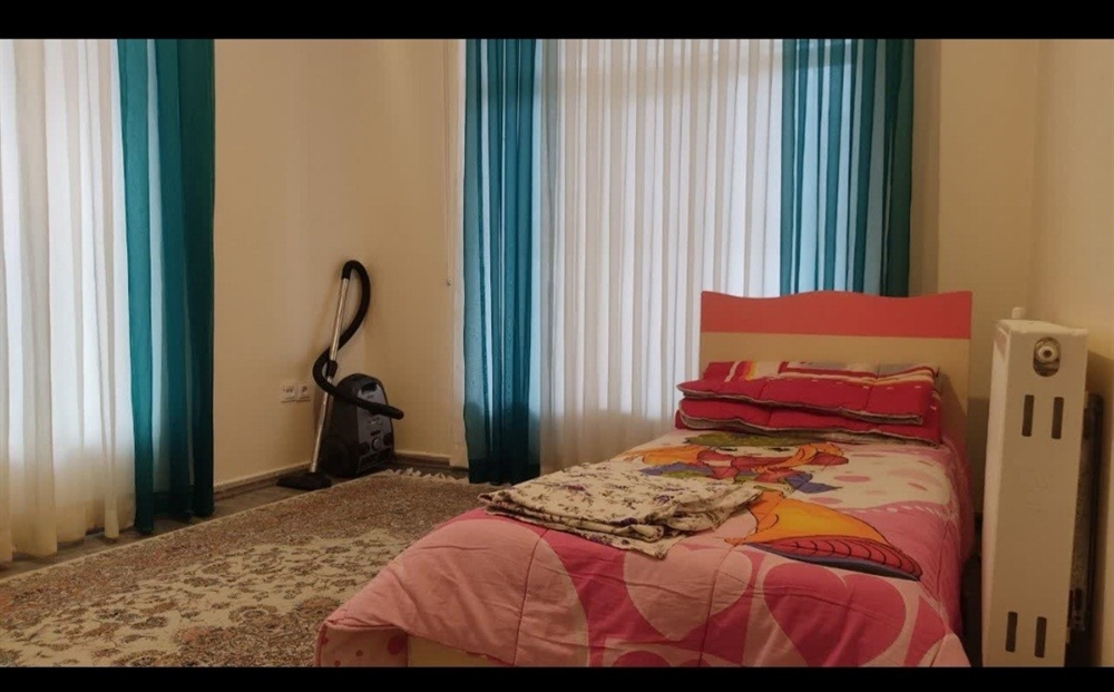 باغ 2100 متری ، بر بلوار اصلی گنجنامه 