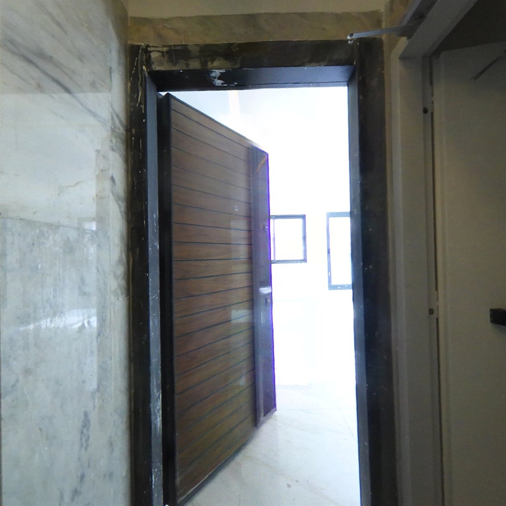 110 متر ، تک واحدی ، جهان نما