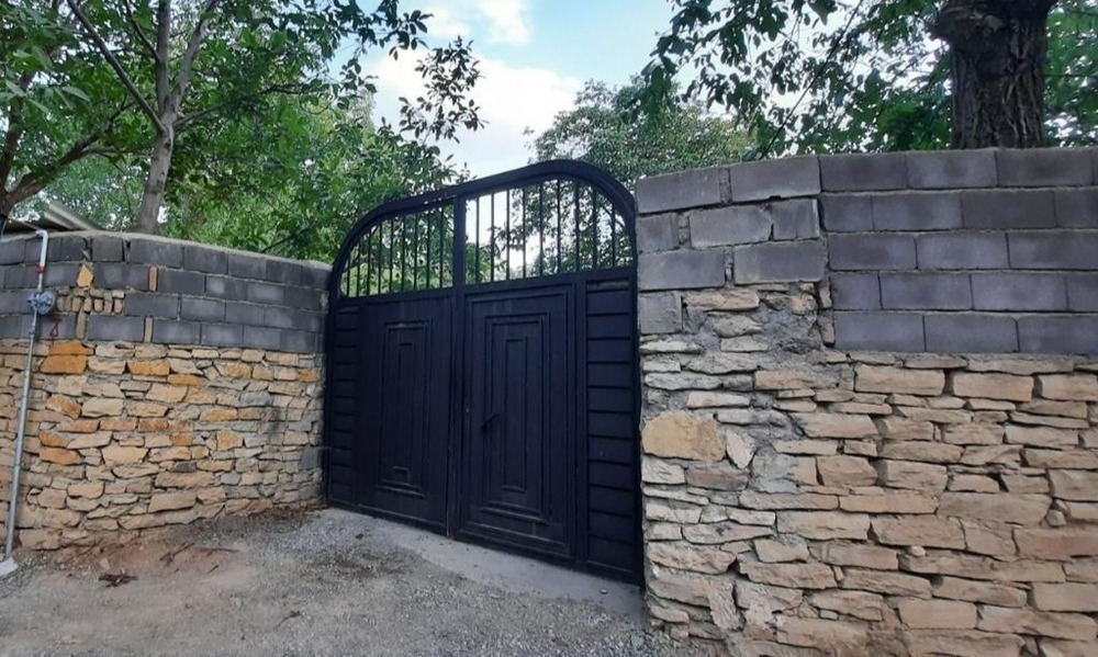 باغ 1000 متری ، مجوز دار ، سنگستان