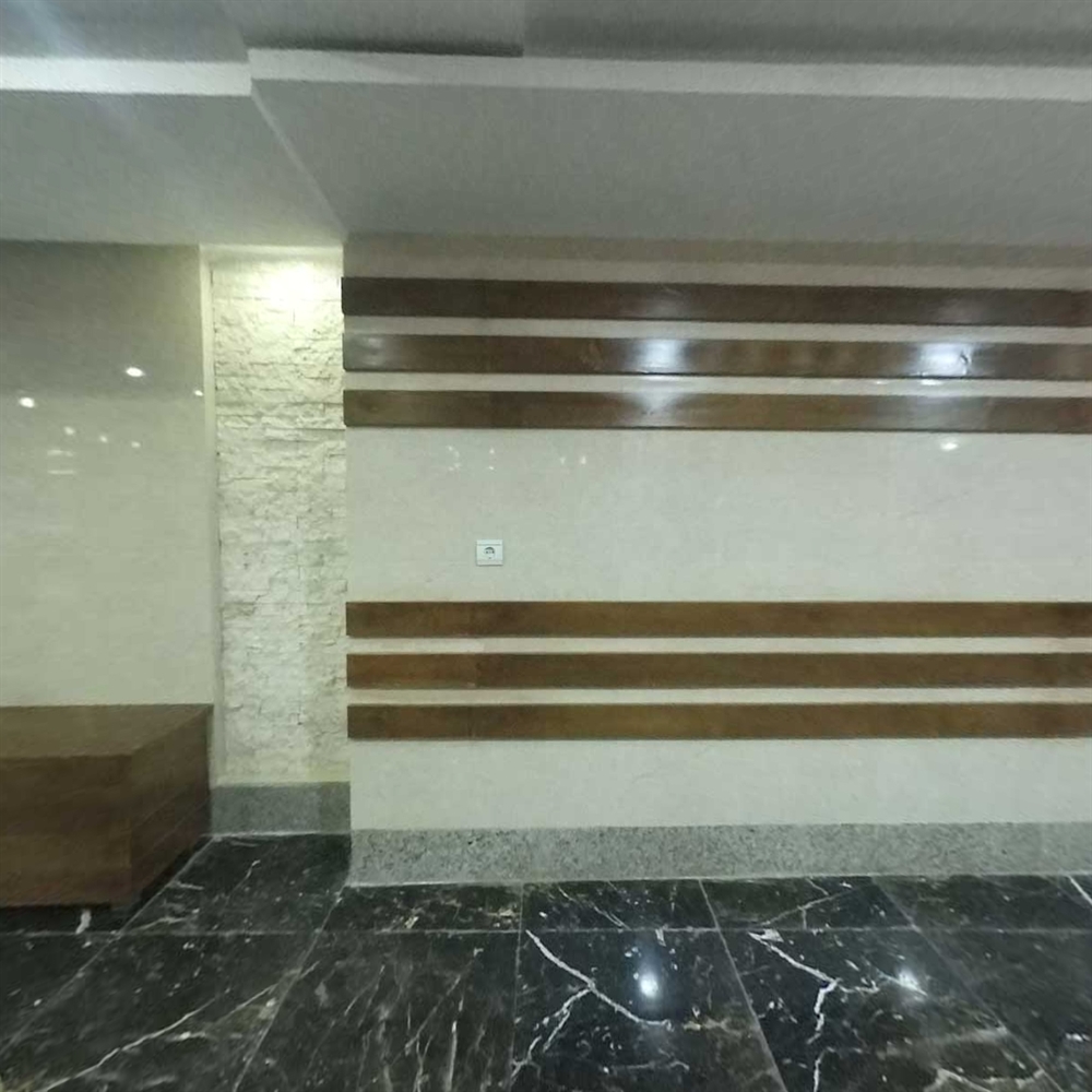 158 متر ، جنوبی ، ادیب