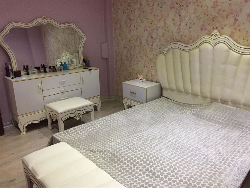 82 متر ، 2خواب ، شهرک مدرس